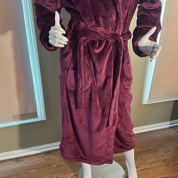 jasmine rose Intimates & Sleepwear Like New Wore Once Jasmine Rose